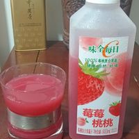 味全草莓桃桃，可以给宝宝喝的健康饮品