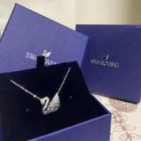 施华洛世奇（SWAROVSKI）【生日礼物】施华洛世奇黑白渐变天鹅 