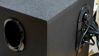漫步者（EDIFIER） R101V 2.1声道电脑音响音箱 台式机笔记本桌面音响 游戏音响 黑色