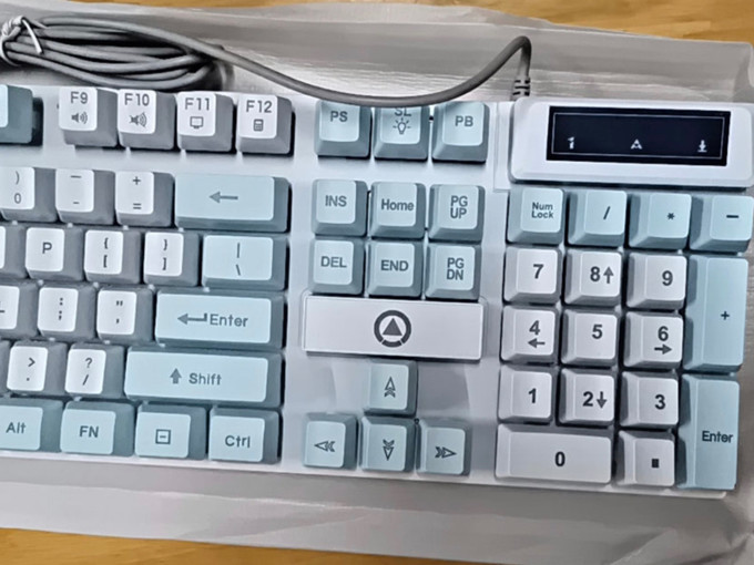 银雕键盘