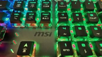 微星（MSI）GK71 SONIC 机械键盘 微星定制红轴 RGB炫光透明键帽 有线 电竞键盘 104键 双触控触动
