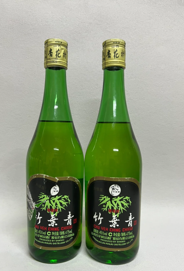 竹叶青白酒