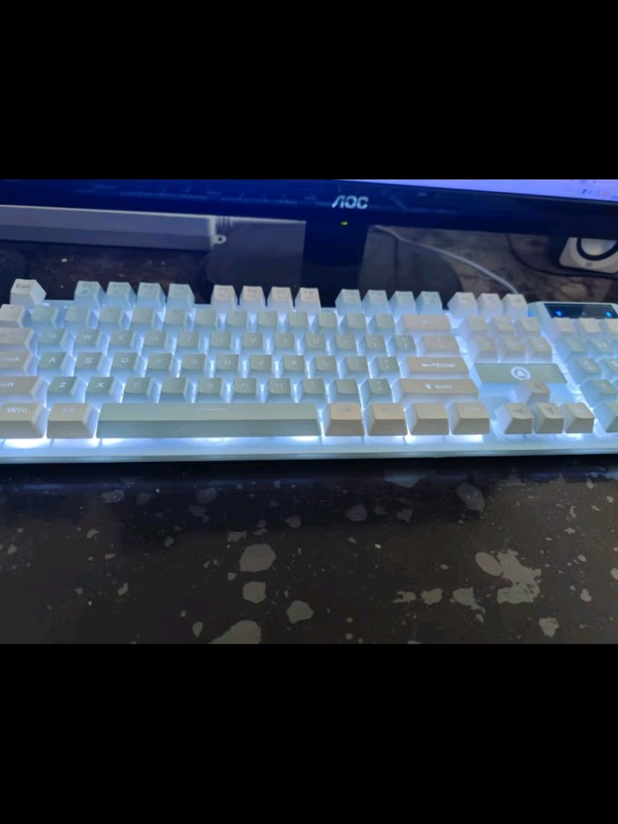 银雕键盘