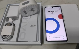 “vivo S18 5G智能人像新旗舰，官方正品全面屏手机震撼上市！