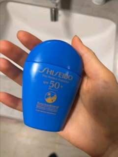 资生堂（SHISEIDO）蓝胖子防晒霜