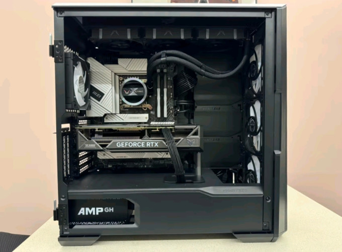 华硕tuf geforce rtx 4070 ti super o16g-gaming显卡怎么样 高画质