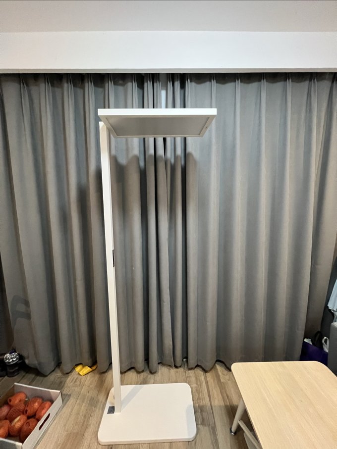 欧司朗护眼灯怎么样 既然知道是智商税，那就少交点吧。欧司朗大陆灯简单开箱_什么值得买