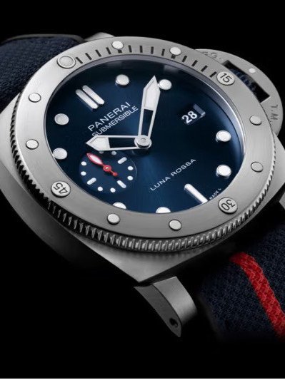 沛纳海的潜行系列机械手表，PAM01391