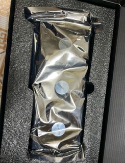 哇塞！技嘉RTX 4070 Super显卡，让我的游戏世界瞬间升级！✨