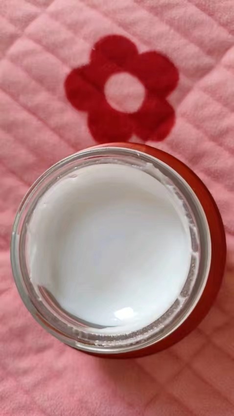 玉兰油乳液面霜