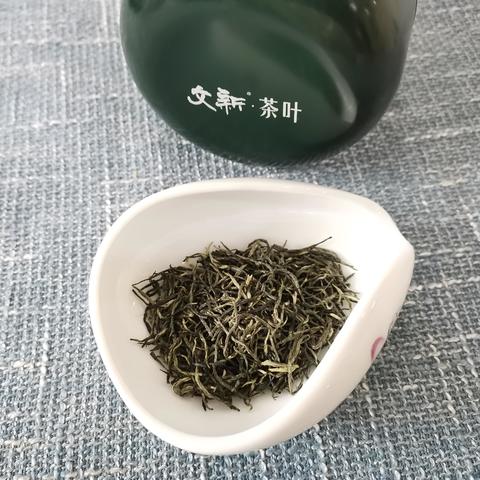 有哪些好喝的绿茶推荐？五款超高性价比的绿茶，口感却鲜爽回甘