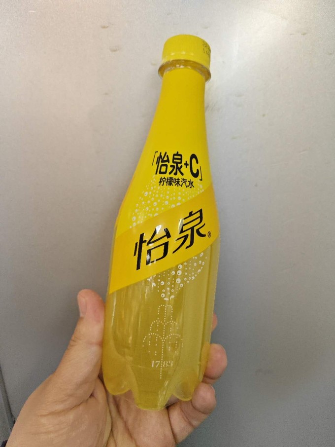 怡泉碳酸饮料