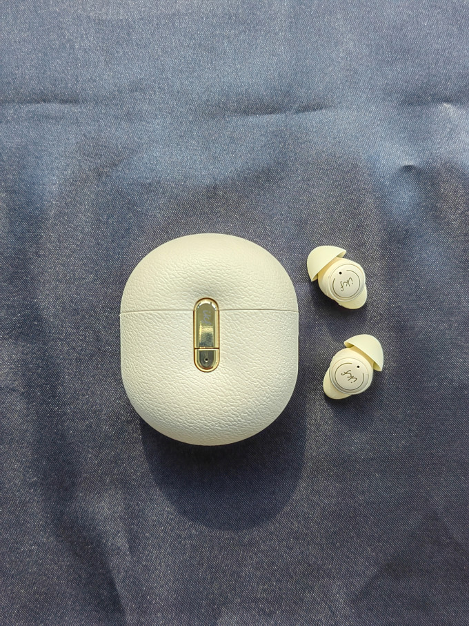 体积虽小,功能俱全,隔音蓝牙耳机ikf moon pro,让我对国产平价睡眠