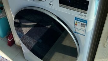 「LG10.5KG超薄全自动滚筒洗衣机家用 蒸汽除菌 智能手洗 565mm超薄机身 线下同款 白色FLW10G4
