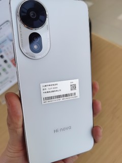 nova 12 SE，不过是华为智选