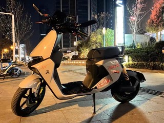 九号电动Mmax110：智能长续航新选择