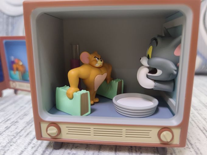 猫和老鼠经典盲盒开箱强力牛奶