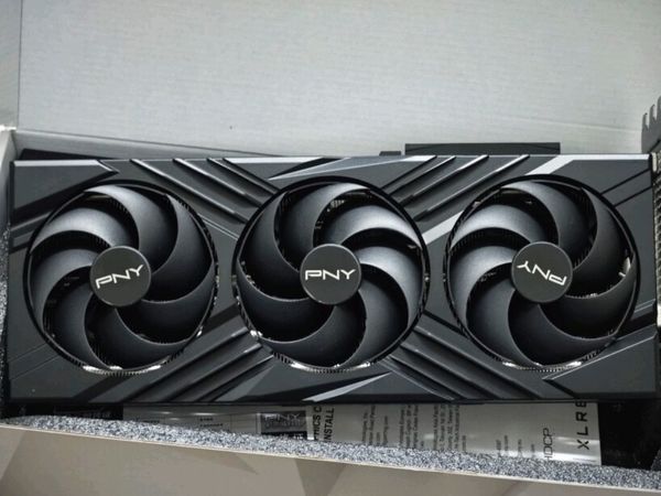 RTX4080显卡，性能飞跃！