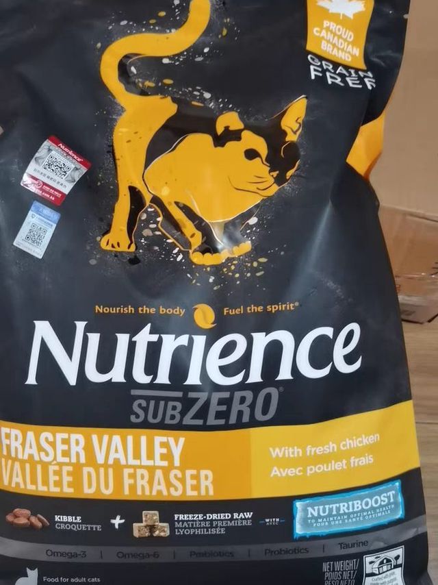 纽翠斯猫粮，幼猫成猫都爱！增肥又健康，猫咪幸福满满！