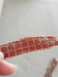 小狗的零食还有肉干