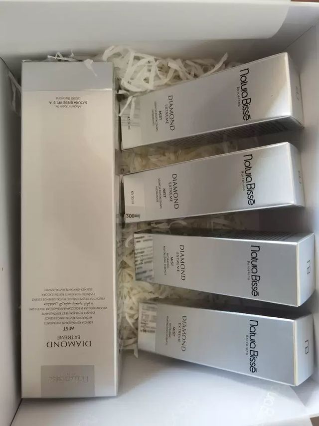 它以其独特的配方和功效受到了广大消费者的喜爱。