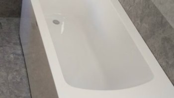 浪鲸（SSWW） 卫浴 一体式按摩冲浪浴缸亚克力家用成人浴室泡澡大浴缸方形浴池 1.5米空缸【左裙】