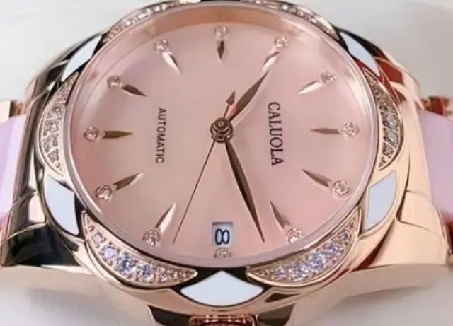 卡罗莱女表"，时尚女性的必备之选！