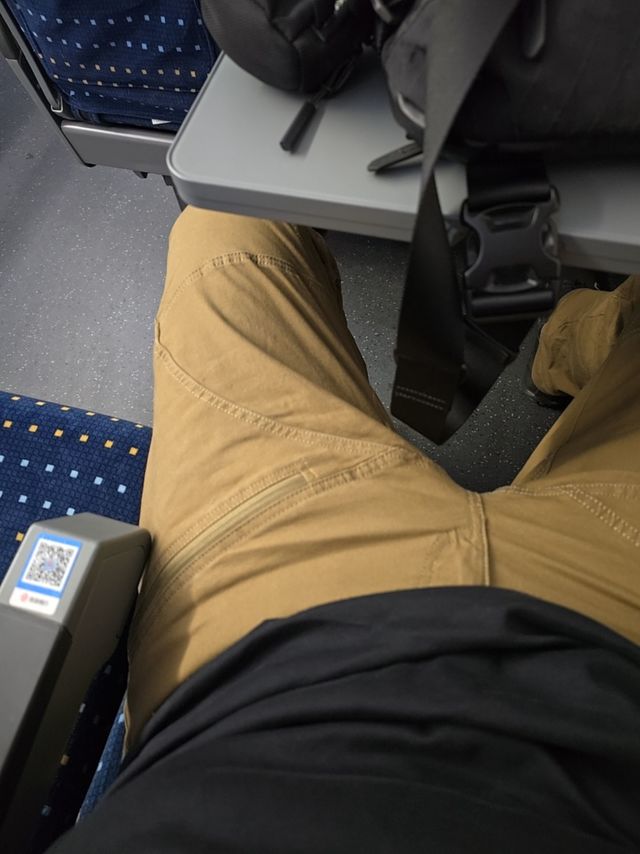 麦格霍斯2003裤子