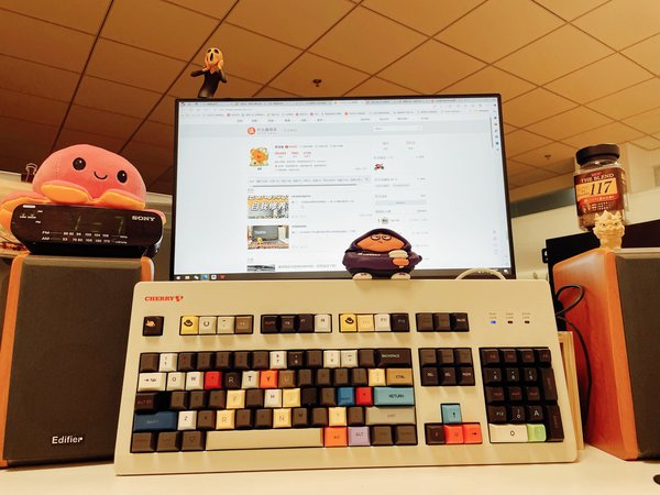 谁还买成套的键帽，这种花玉米你要不要来一套？