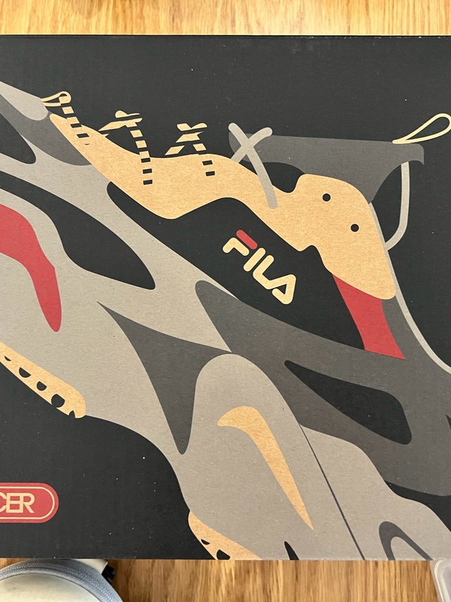 别样海外购的斐乐到了