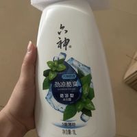 种草六神凉感沐浴乳