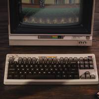 八位堂发布旗下第二款键盘产品：Retro87 C64 机械键盘