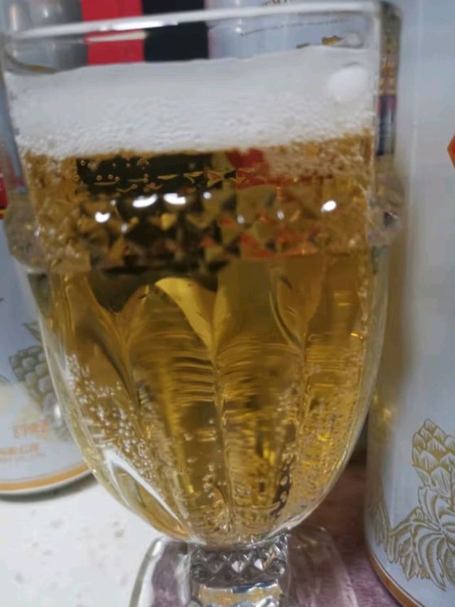 燕京啤酒 U8小度酒8度啤酒500ml*24听 清凉一夏 整箱装