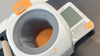 费特斯臂筒式血压仪健康新选择。