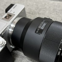 索尼a6400（银色）+美科85mm f1.8镜头——摄影新体验