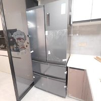 TCL T9法式四门超薄零嵌冰箱：家居美学新选择