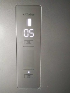 TCL对开门冰箱评测：冷冻室每分钟降温0.301℃