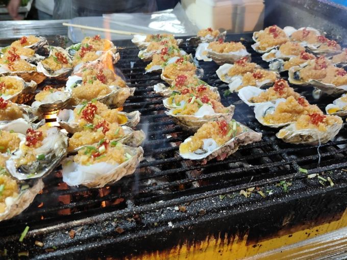 这个夜市看看经济的确复苏了