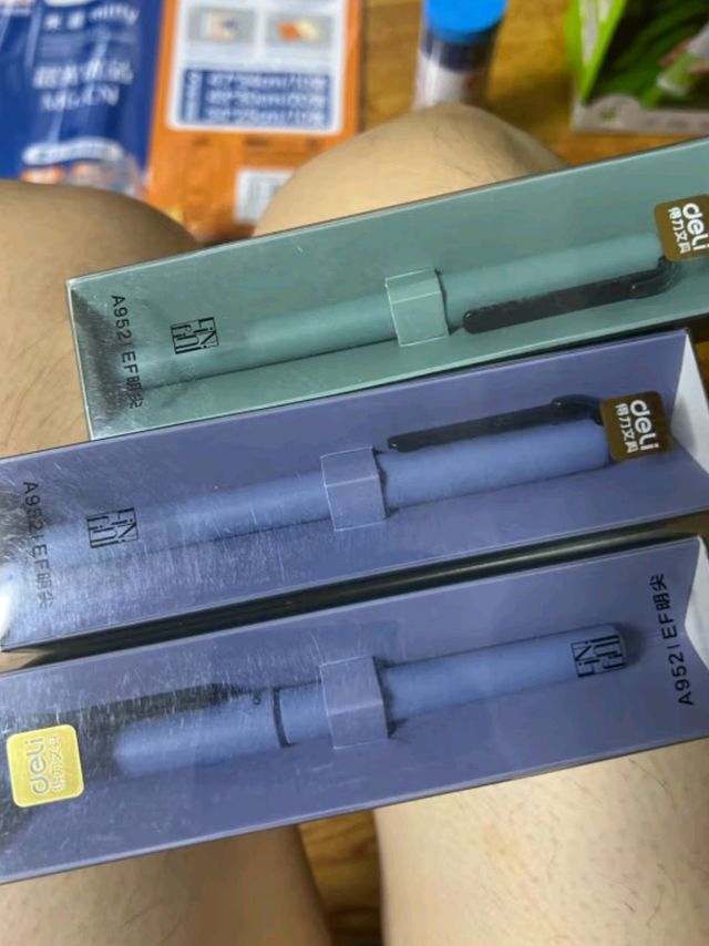 得力（deli）乐素正姿练字钢笔 中小学生书写签字墨水笔EF明尖(暗石蓝)(1笔/盒)A952 儿童节礼物