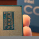 Intel i5-13600KF的一个巨大的好处就是可以用手持的D4等待战未来！