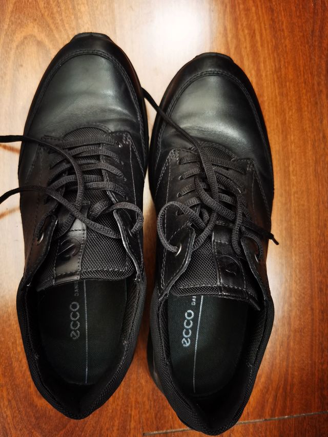 ECCO爱步休闲皮鞋男轻便牛皮运动鞋健步鞋欧文51173451052黑色