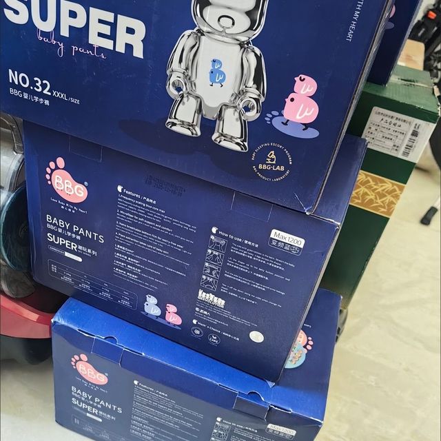 BBGQee联名潮玩系列拉拉裤