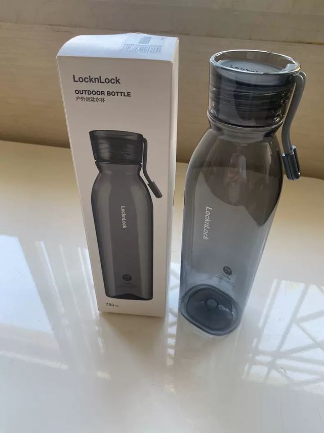 乐扣乐扣运动水杯