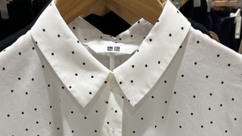 优衣库的一款原价女装花式印花衬衫短袖！！！