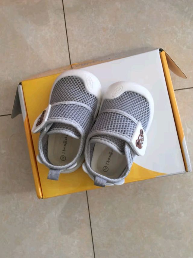 托姆贝克（ThomBaker）婴儿鞋子软底学步鞋夏季透气男宝宝网鞋防掉鞋女童夏款鞋子凉鞋 小熊灰色