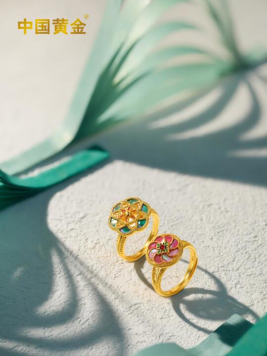 绮钿闪耀 ✨流光溢彩染春色🌿