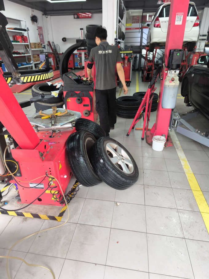 给大伙试水京东160块换4条轮胎能行吗