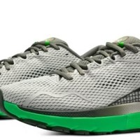 安德玛HOVR Infinite 5男子运动跑步鞋：科技与舒适的结合