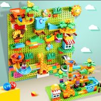 费乐积木墙：激发儿童创造力的多彩游戏体验