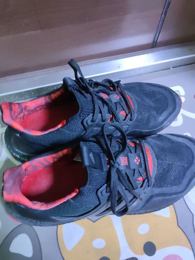 很舒服的运动鞋